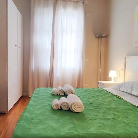 Toc Toc - Modern Apartment In Флоренция Экстерьер фото