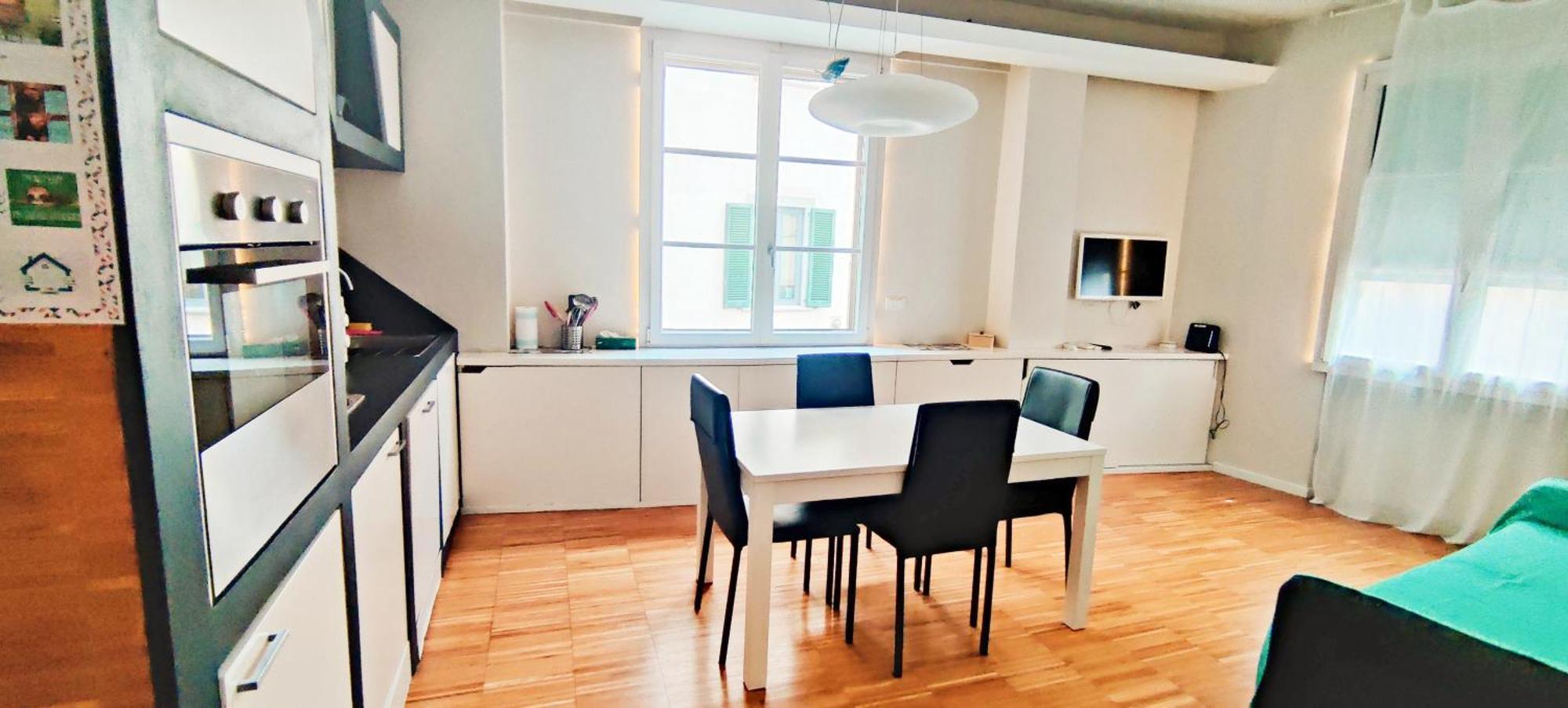 Toc Toc - Modern Apartment In Флоренция Экстерьер фото